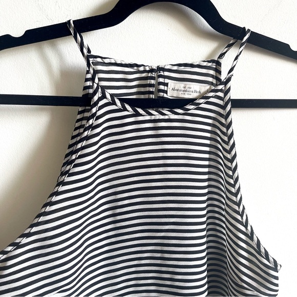 Abercrombie & Fitch Striped Tank Top - Picture 4 of 6